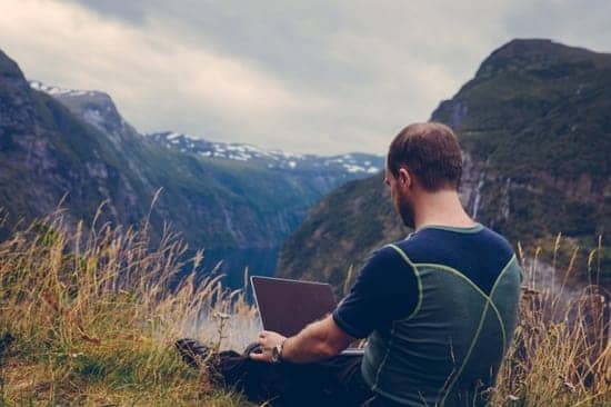 How to be a freelancer or a digital nomad?